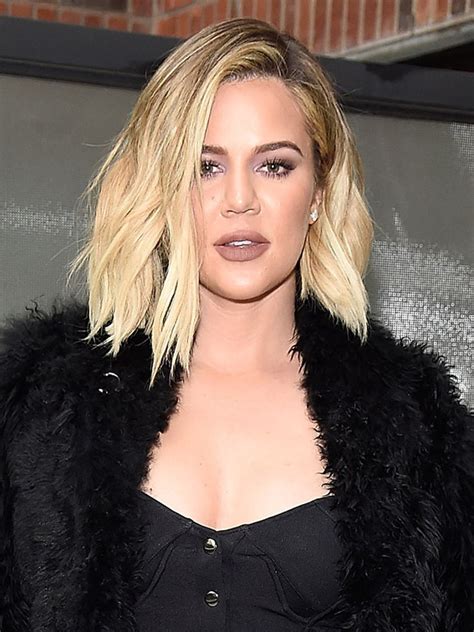 Khloé Kardashian Confirms She Is 6 Months Pregnant .